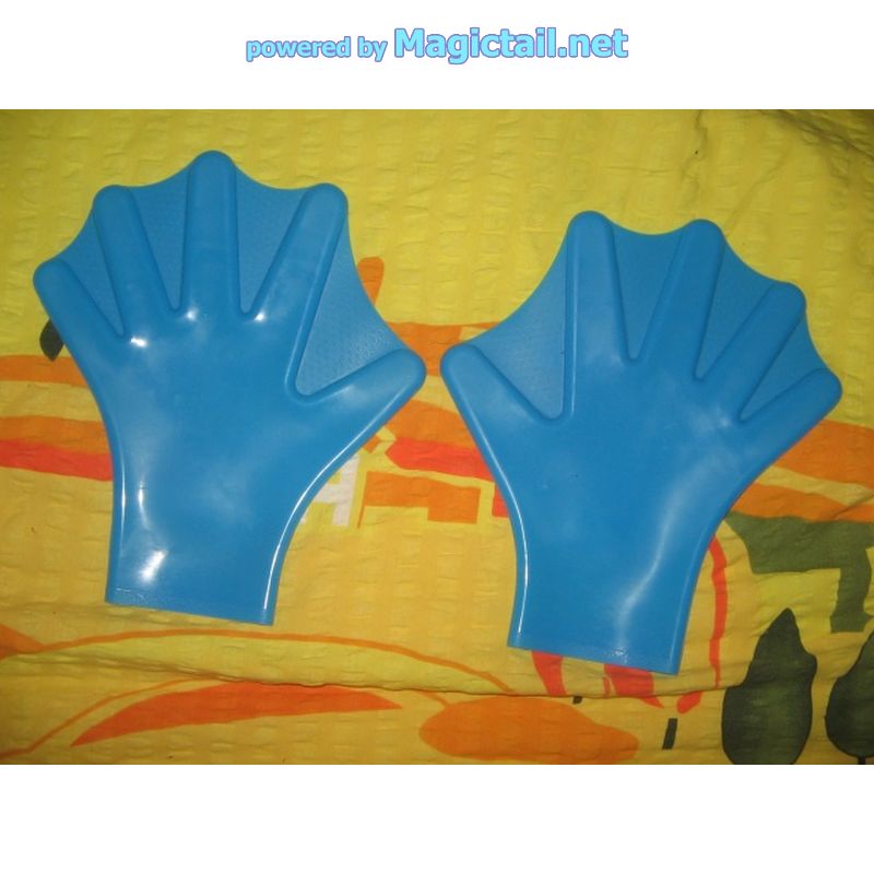 fin gloves are real with a medical backgroundHandflossen mit mediznischen Hintergrund
