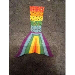 Rainbow dot tail